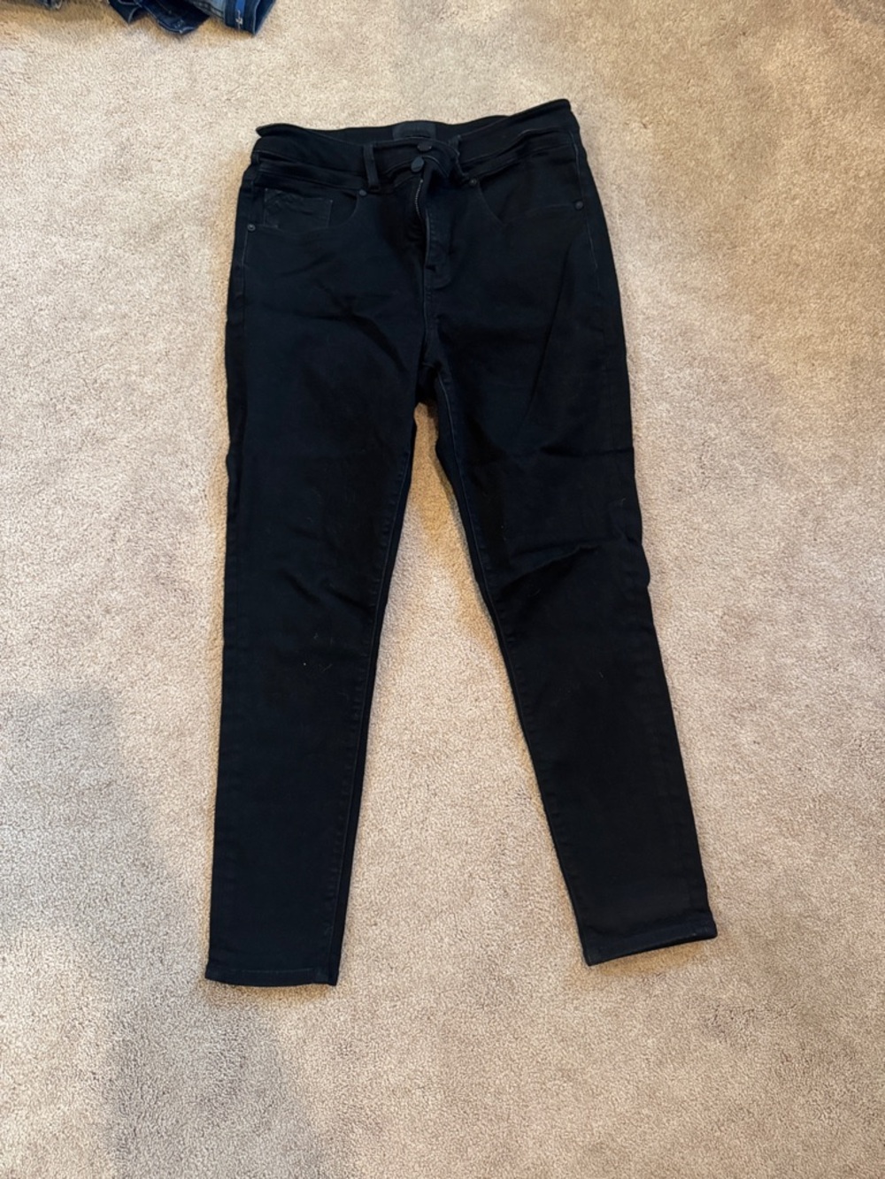 Buckle Women's Black Skinny Jeans - Classic Stretch Fit
